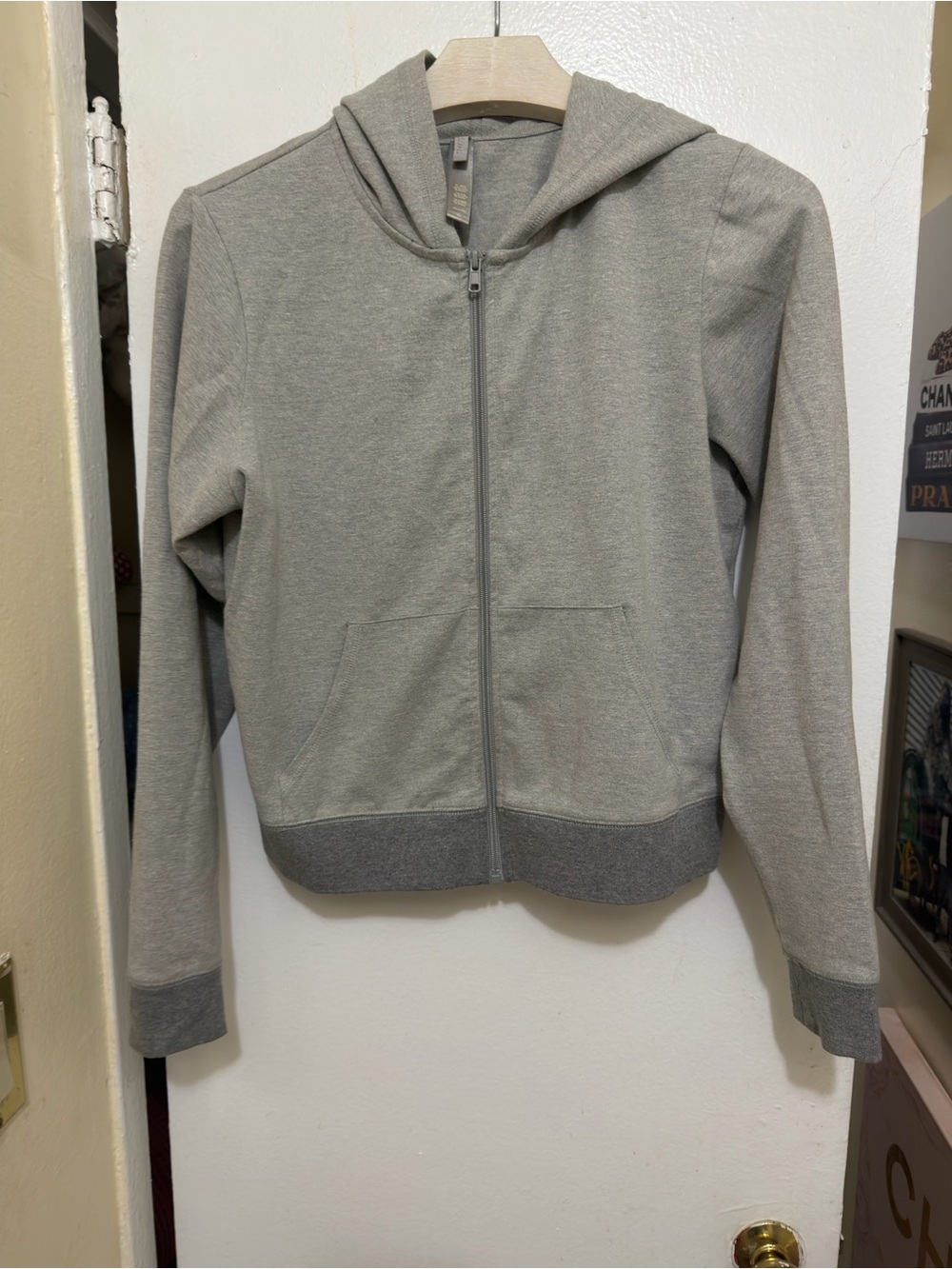 🏷️ SKIMS Outdoor Collection Hoodie Size XL Gray – Fair Condition